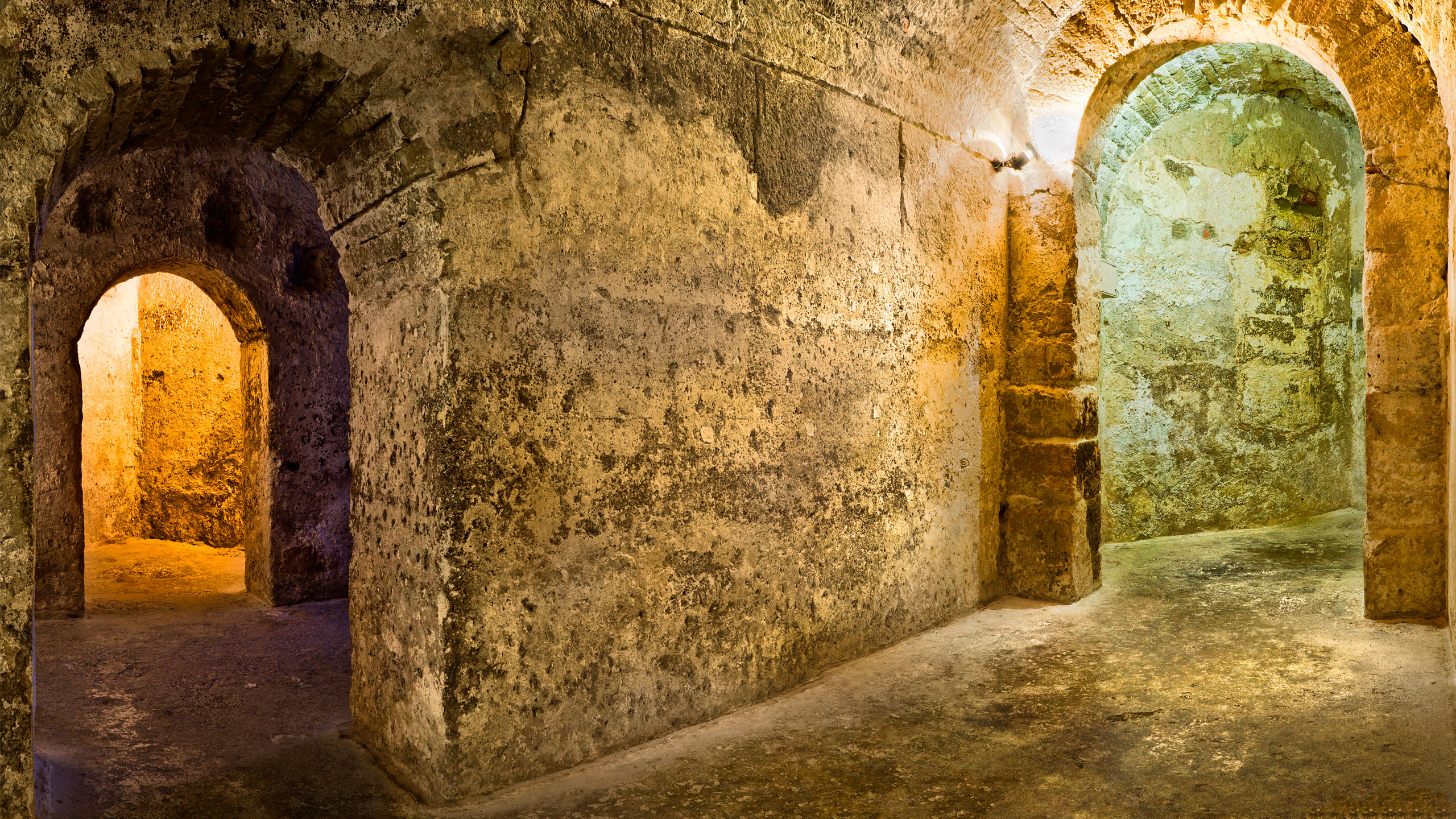 Cisterns Alcazaba